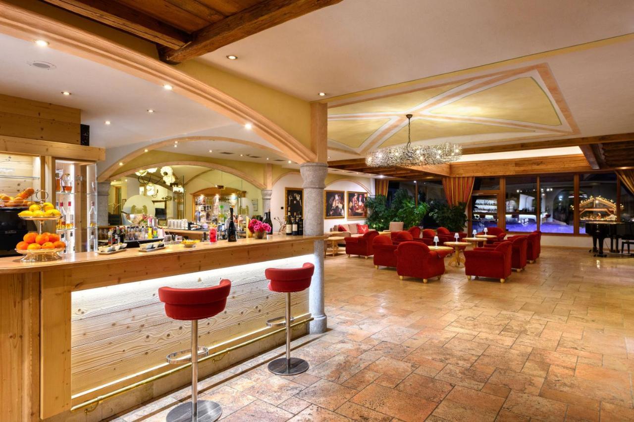 Carlo Magno Hotel Spa Resort Madonna di Campiglio Ngoại thất bức ảnh