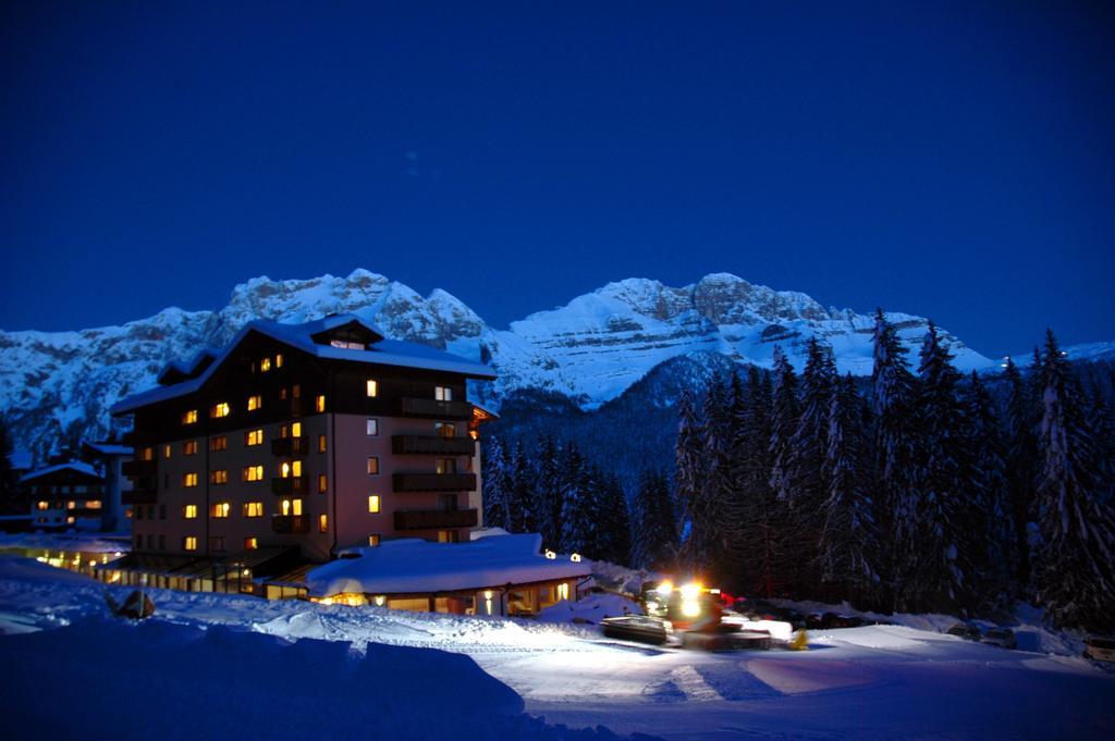 Carlo Magno Hotel Spa Resort Madonna di Campiglio Ngoại thất bức ảnh