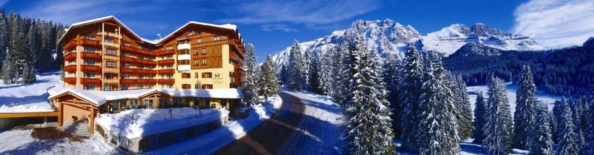 Carlo Magno Hotel Spa Resort Madonna di Campiglio Ngoại thất bức ảnh
